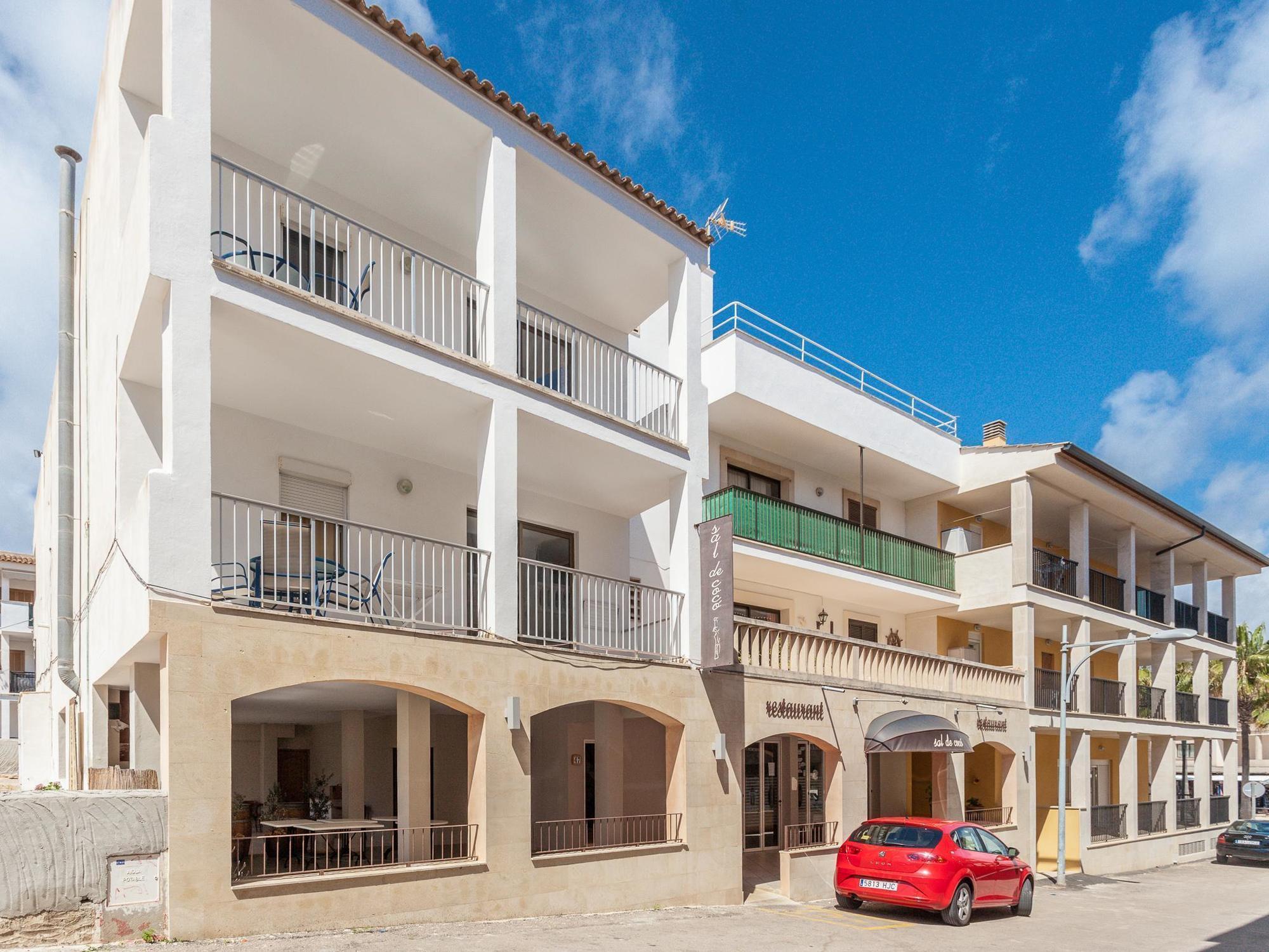 Apartamentos Lago كولونيا سانت خورذي المظهر الخارجي الصورة
